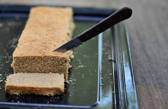 Sliced bread in tray