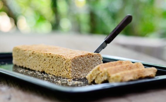 Sliced bread in tray