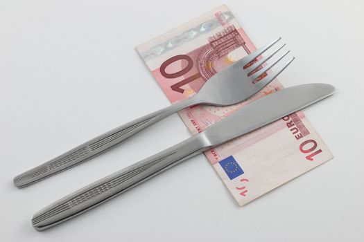 Cutlery on Euro banknote