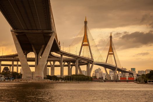 Twilight Bridge in Thailand,The bridge crosses the Chao Phraya River twice.