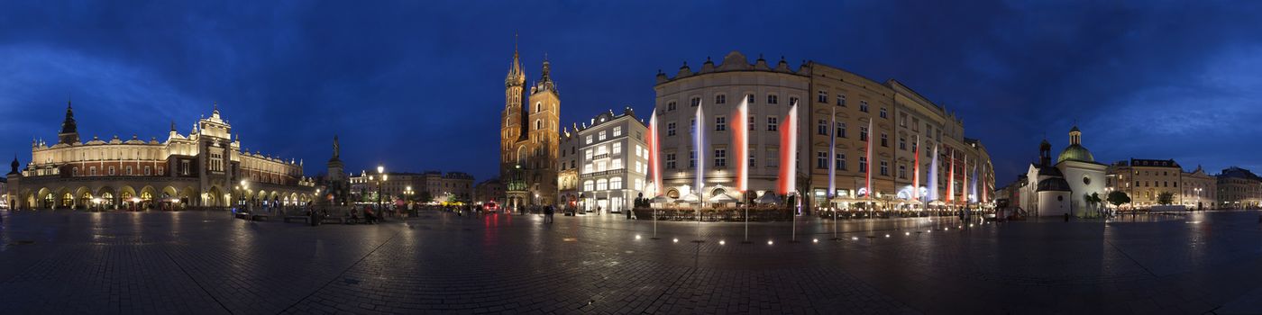 Krakow old town main market square panorama at night