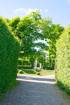 Photo shows general view of garden of Belvedere Palace.