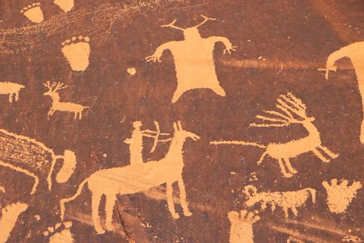 Indian petroglyphs, Newspaper Rock State Historic Monument, Utah