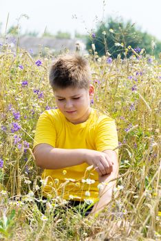 Boy with an allergy to the hands