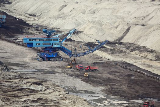 Open pit mining of coal