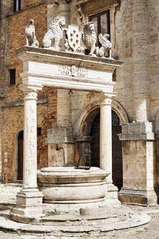 Image of fountain in Montepulciano, Tuscany, Italy