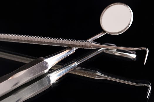 Many instruments that are use by a dentist