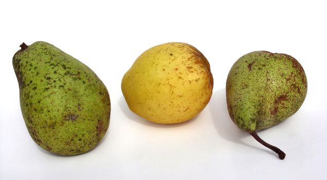 Bio pears and apple