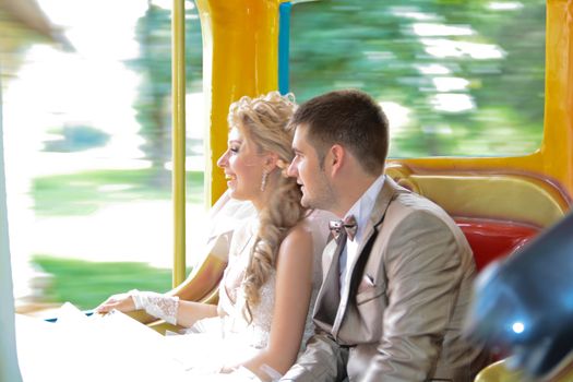 Young married couple in the wedding day