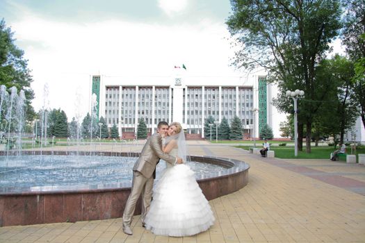 Young married couple in the wedding day