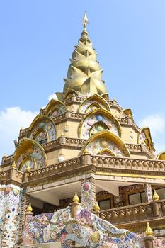 Then the magnificent Temple of Fine Arts, created by colorful tiles. Crockery bowl and glass pearl and precious thing. Adorning the gorgeous sparkle when the sun shines.