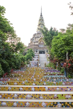 Then the magnificent Temple of Fine Arts, created by colorful tiles. Crockery bowl and glass pearl and precious thing. Adorning the gorgeous sparkle when the sun shines.