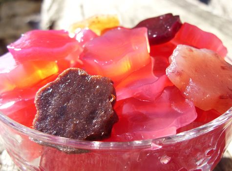 Home made gummies flowers with beetroot and agar agar