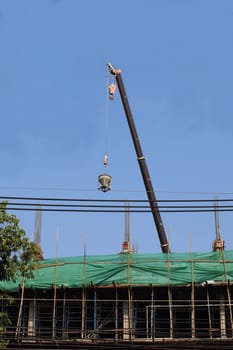 Crane hanging in the place of under construction.