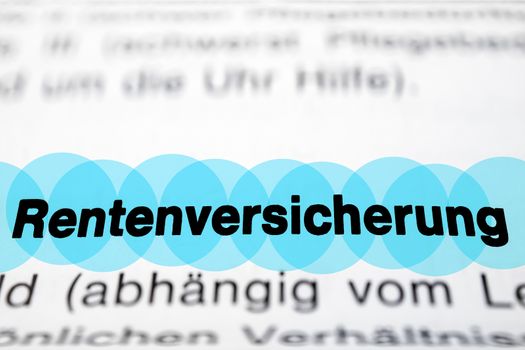 Text auf Seite "Rentenversichrung" mit markierung horizontale Nahaufnahme