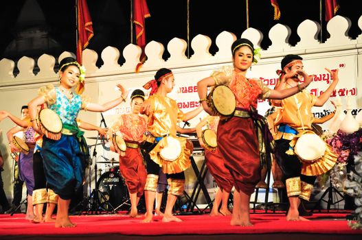 Lopburi, Thailand.- February 21, 2014 : The cultural drum dance show in the event King Narai Reign Fair 2014, take place in the Narai Ratchaniwet,on February 21, 2014 in Lopburi, Thailand.