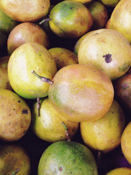 Passion fruit in the market