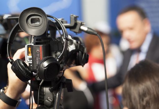 Covering an event with a video camera