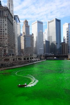 chicago green river during Saint Patrick day