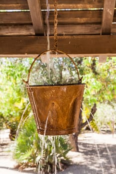 Very peculiar fountain with an old Far West design. Useful for concepts.