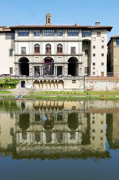 Image of Uffizi Gallery and river Arno in Florence, Italy