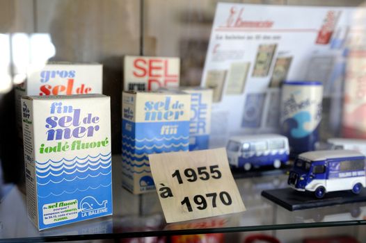Showcase the collection of packaging of sea salt in society Whale since the inception of the company 80 years ago.