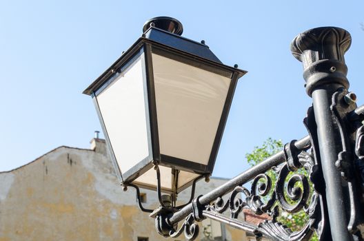 image of streetlight against the sky