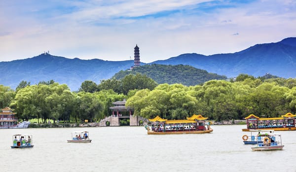 Yue Feng Pagonda Lake Boats Summer Palace Beijing China