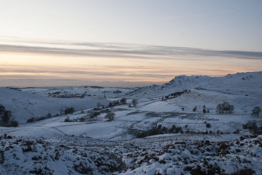 snow, snowy, moor, moorlands, staffordshire, winter, ramshaw rocks, sunset, cold, frost, ice, freezing, picturesque,