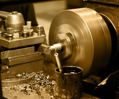 Turning lathe in the workshop
