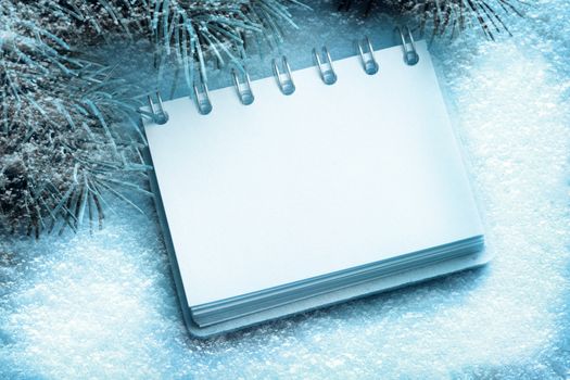 Christmas tree and notepad