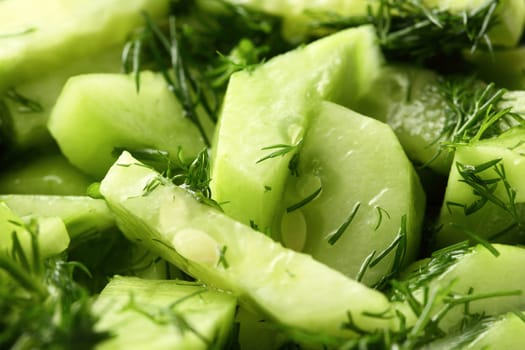 Green salad with cucumber and dill