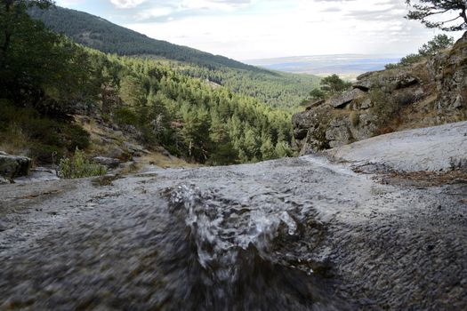 El chorro de Navafria, little mountain river