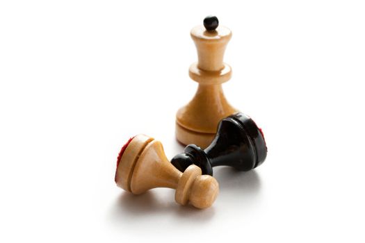 White and black chess figures