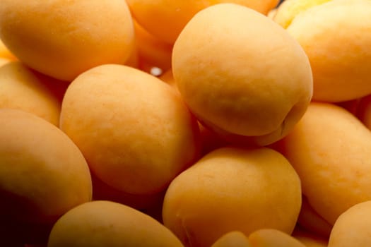 Heap of ripe apricots