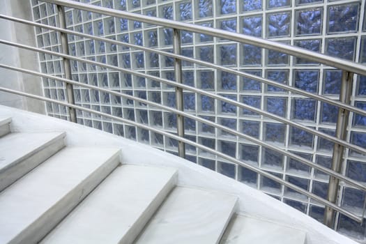 Marble staircase in shades of white