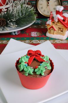Christmas muffins in the form of a Christmas wreath