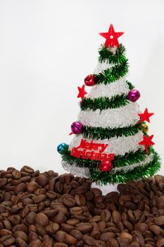 Christmas tree on the coffee beans.