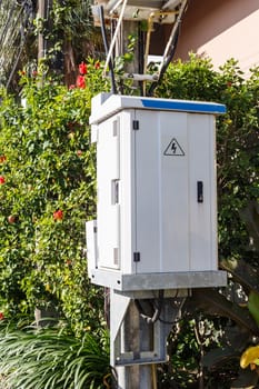 Telephone exchange and control box