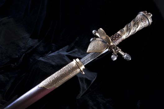 smart dagger of the medieval soldier. It was used for hunting