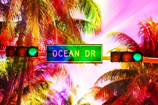 Ocean drive sign and traffic light, Miami, USA