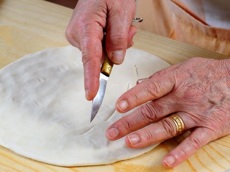 The Carasau is a typical Sardinian bread, spread all over the island is known as the Italian Music of paper.