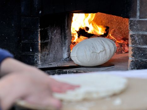 The Carasau is a typical Sardinian bread, spread all over the island is known as the Italian Music of paper.