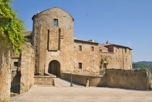 Photo shows a general view of the Tuscany city of Sovana.
