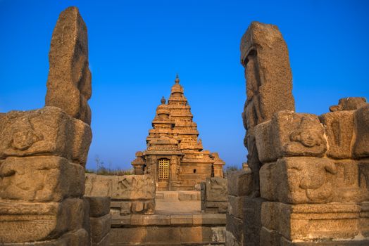 Shiva temple on the shore of bay of bengal built by the pallava kings