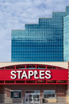BLOOMINGTON, MN/USA - JUNE 22, 2014: Staples office supply store exterior. Staples, Inc. sells supplies, office machines, promotional products, furniture, technology, and business services 
in stores and online.