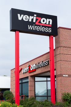 MADISON, WI/USA - JUNE 26, 2014:  Verizon Wireless retail store. Verizon Wireless is a wholly owned subsidiary of Verizon Communications, Inc.
