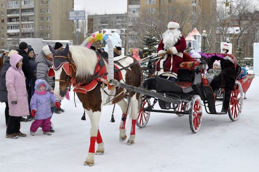 Festive drivings in the carriage with Father Frost