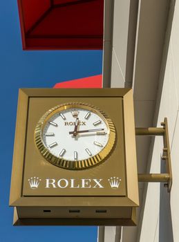 BEVERLY HILLS, CA/USA - JANUARY 3, 2015: Rolex retail store exterior. Rolex designs, manufacturers, distributes and services wristwatches sold under the Rolex and Tudor brands.