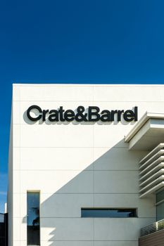BEVERLY HILLS, CA/USA - JANUARY 3, 2015: Crate and Barrel retail store exterior. Crate and Barrel is an American chain of retail stores specializing in housewares, furniture and home accessories.